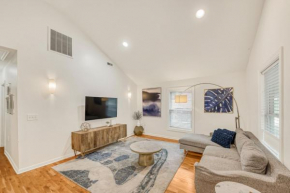 Charming 2BR Bungalow 4 Minutes to Duke University